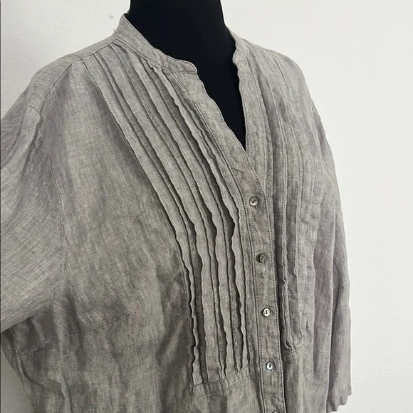 Ruby Rd Gray Linen Top - Picture 2 of 13